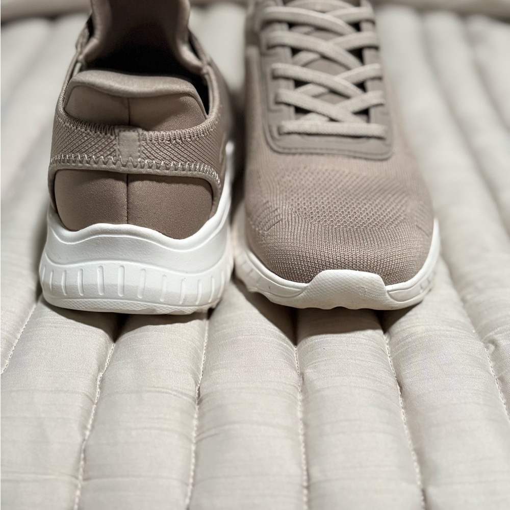 Skechers BOBS Taupe Knit Sneakers - Picture 3 of 9